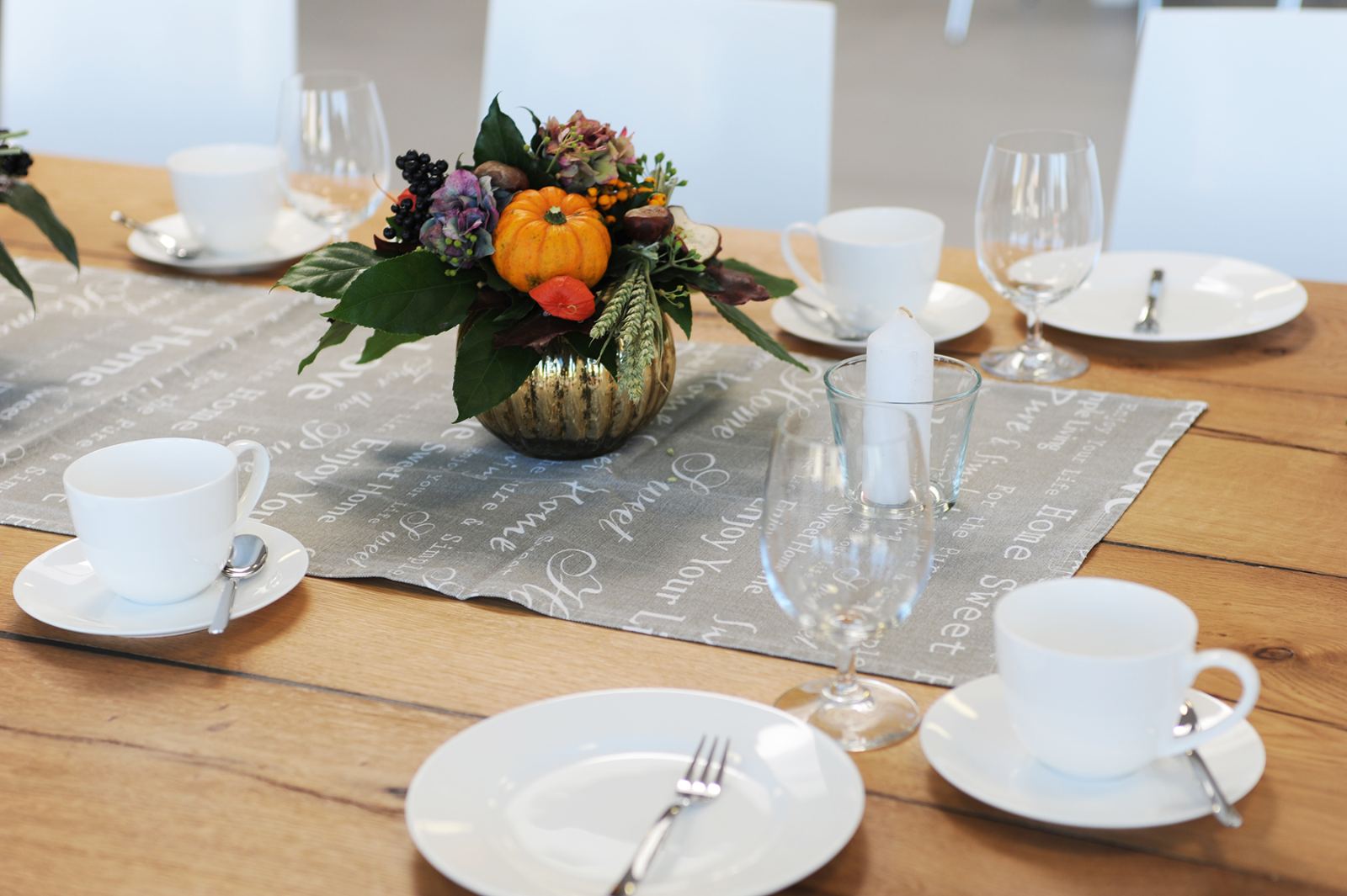 Gemütliche Kaffeetafel im HubRaum